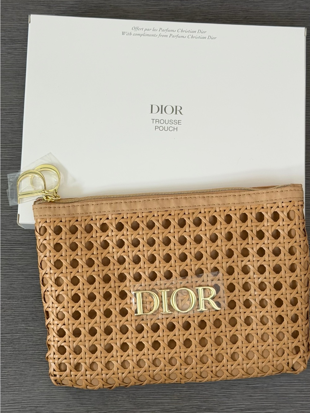 Dior 2026 GWP Woven Rattan Style Clutch Bag - Picture 3 of 7